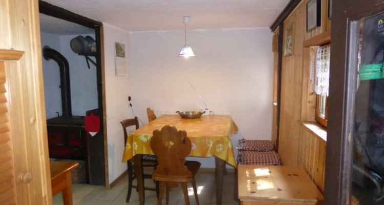 Gyon Immo vous propose un chalet de 4 pièces en pleine nature sans accès voiture image 8