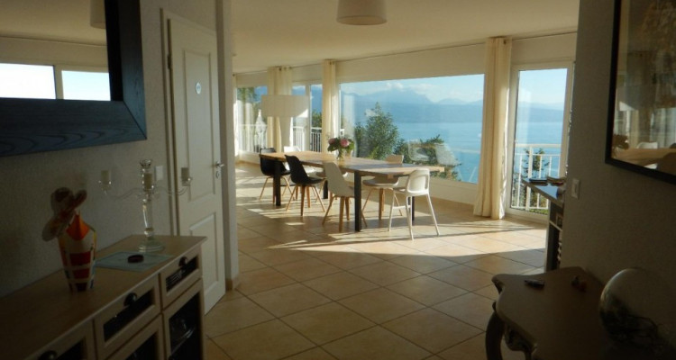 To rent modern villa in Grandvaux image 5