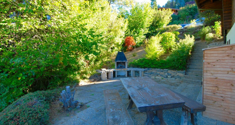 Chalet mitoyen idéalement situé à Icogne (Les Vernasses) à 12min de Crans-Montana image 5