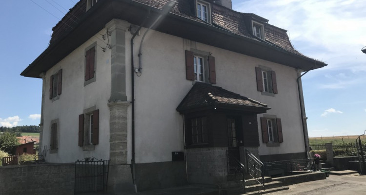 Cerniaz / VD domaine équestre de 21658m2 terrain + manège fermé 500m2 image 2