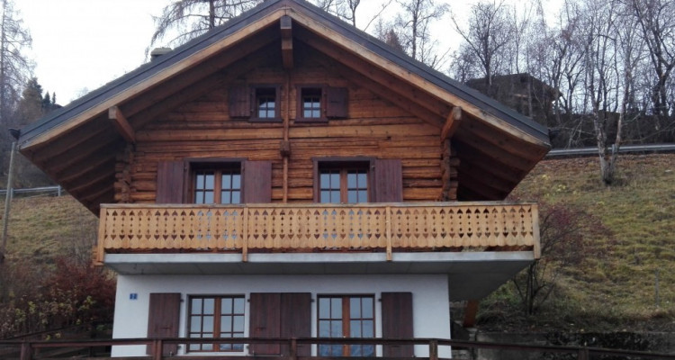 Chalet  image 1