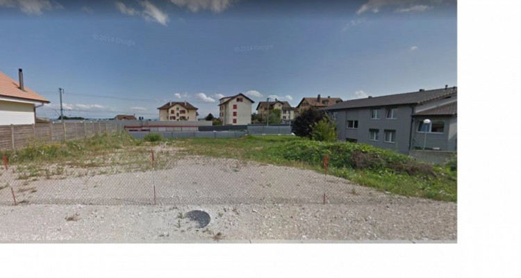 Grande villa familiale neuve semi-excavée 7.5 pièces  image 2