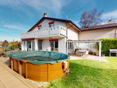 Exclusif: Belle et spacieuse villa jumelle avec piscine & vue dégagée image 1