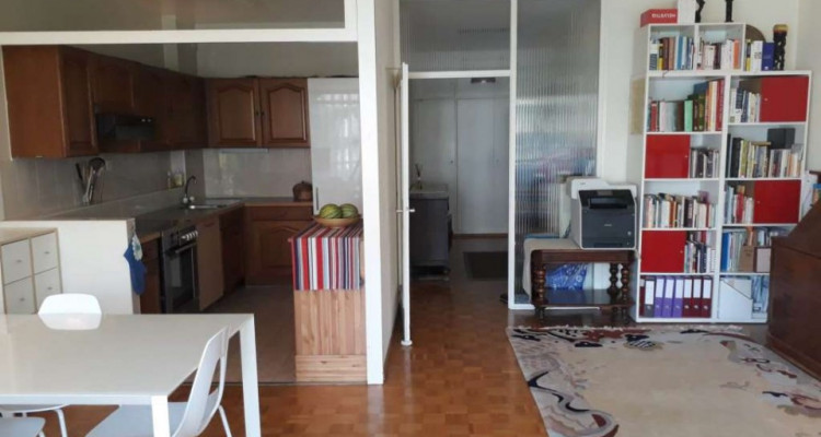 Superbe appartement de 4 pièces à sous-louer situé à Grand-Lancy. image 1