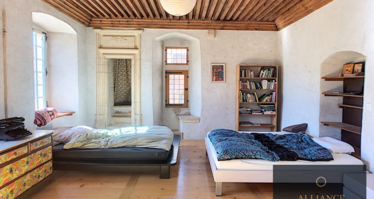 Immeuble avec 4 à 6 appartements selon organisation des lieux. image 10