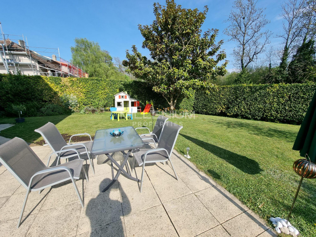 Jolie villa avec jardin à Trélex (Nyon) 4.5 Zimmer 150 m2