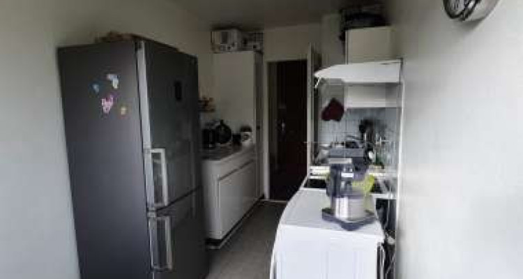 Bel appartement de 3 pièces situé à Perly.  image 2