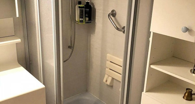 Magnifique appartement de 3.5 p / vue panoramique sur le lac  image 7