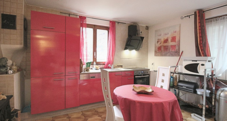 A LOUER à Monthey appartement de 2.5 pièces au rez de chaussée ! image 1