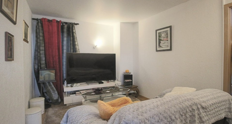 A LOUER à Monthey appartement de 2.5 pièces au rez de chaussée ! image 2