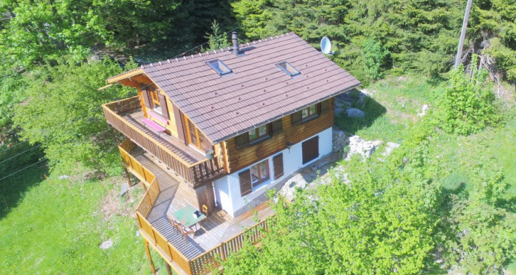 A VENDRE MAGNIFIQUE CHALET MEUBLE A 8 MINUTES DE CHAMPEX-LAC (VS) image 1