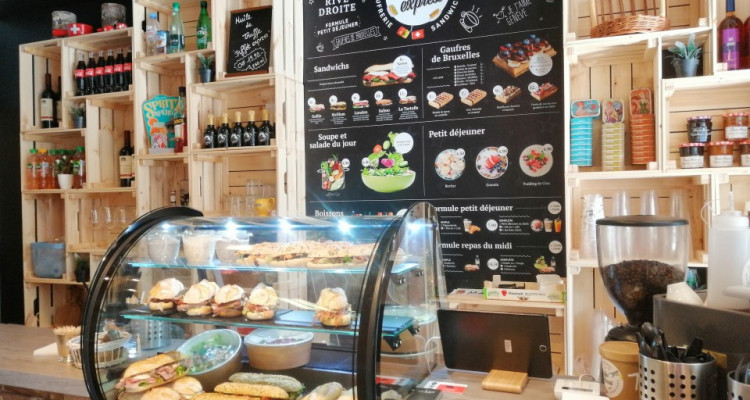 SANDWICHERIE/BISTROQUET - GÉRANCE A PRENDRE - GARE ROUTIÈRE DE GENEVE image 1