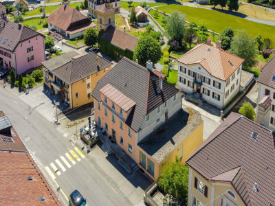 Splendide immeuble commercial avec chambres dhôtes, bar et kiosque image 12