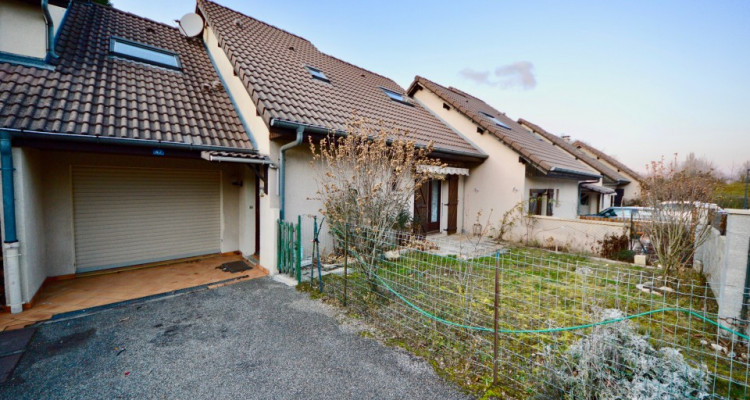 Charmante maison mitoyenne avec véranda à Saint-Julien en FRANCE image 1