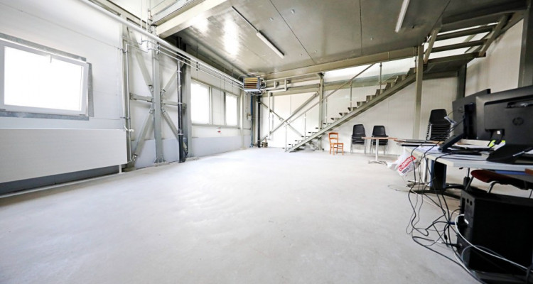 HALLE INDUSTRIELLE  à louer à Sion image 2