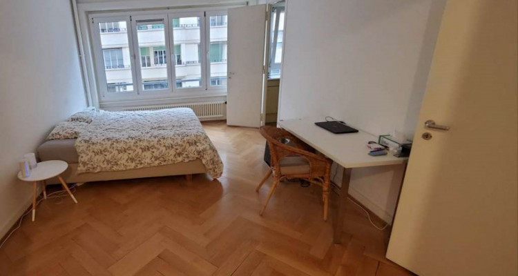 Bel appartement de 2 pièces situé à Champel. image 1