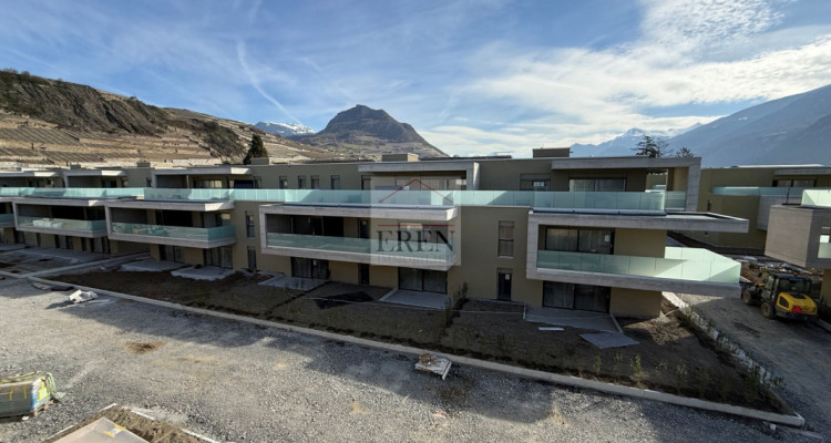 Spacieux attique 4,5 pièces avec terrasse panoramique de 68 m2 image 13