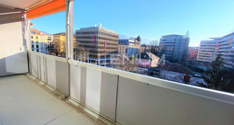 Appartement 4P avec terrasse au centre de Genève image 1