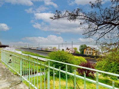 Maison individuelle avec vue dégagée sur le lac image 1