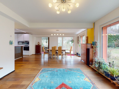 Freistehendes Einfamilienhaus mit wunderschönem Garten image 4