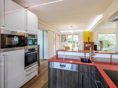 Freistehendes Einfamilienhaus mit wunderschönem Garten image 11