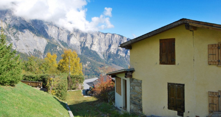 Chalet mitoyen à rénover au Mayens-de-Chamoson avec une magnifique vue  image 5