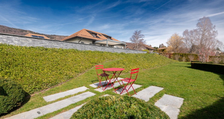 Charmante villa individuelle avec vue sur le lac, les Alpes et le Jura image 3