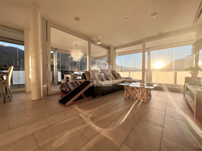 Surface commerciale pour physiothérapeute, cabinet médical, étude ou bureau idéalement placé à 2 pas de la zone commerciale de Conthey image 3