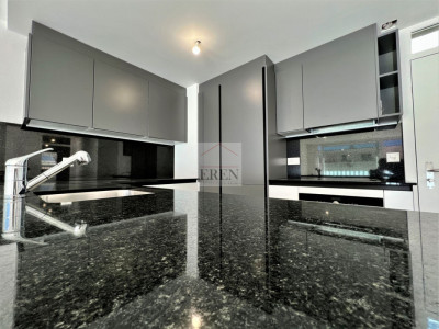 Surface commerciale pour physiothérapeute, cabinet médical, étude ou bureau idéalement placé à 2 pas de la zone commerciale de Conthey image 5