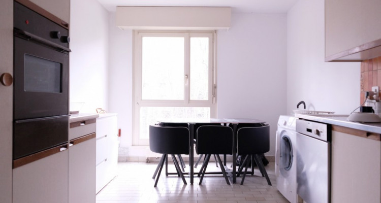 Magnifique 5,5p // 4 chambres // 2 SDB // Balcon - calme image 2