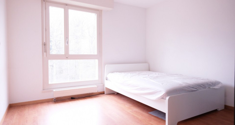 Magnifique 5,5p // 4 chambres // 2 SDB // Balcon - calme image 5