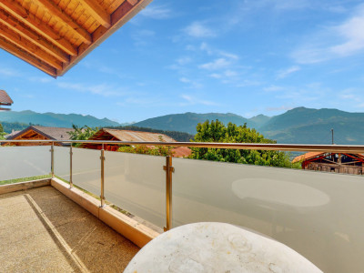 Maison jumelée au coeur du charmant village de Chandolin à Savièse! image 2