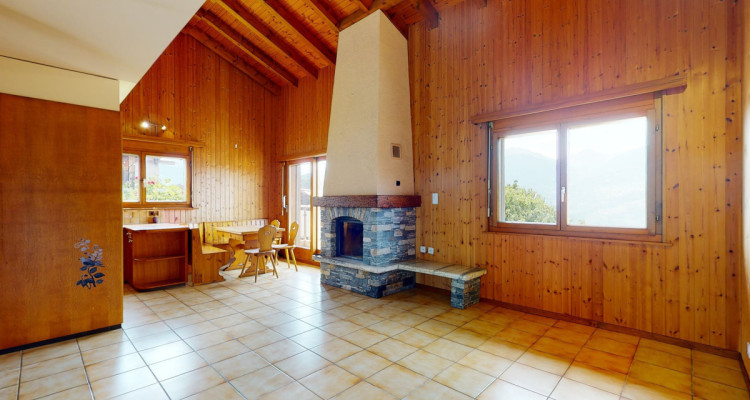 Maison jumelée au coeur du charmant village de Chandolin à Savièse! image 3