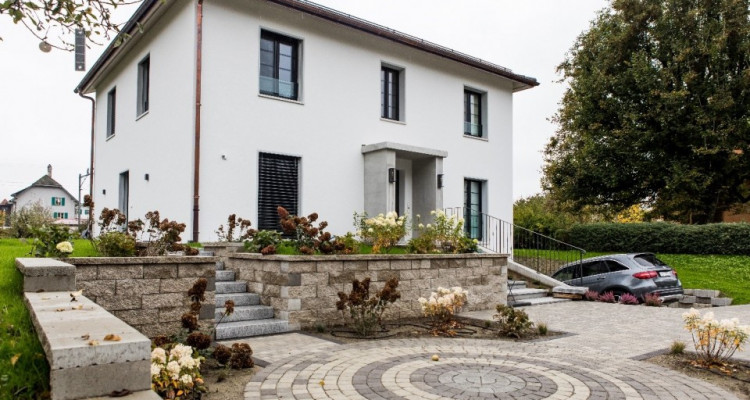 Magnifique maison de 6,5 pièces /  4 chambres / beau jardin image 1