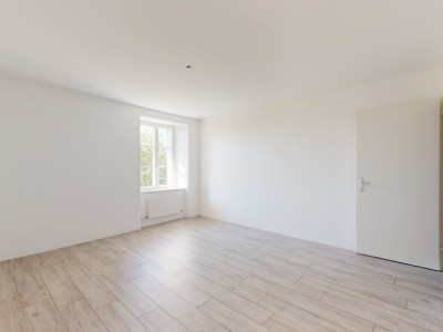 Magnifique appartement avec jardin dans lancien château ! image 9