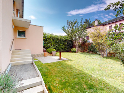 Joli duplex avec cachet, 2 balcons et jardin privatif avec terrasse image 12