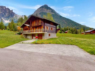 Havre de paix au coeur des montagnes - chalet 6,5 pièces image 3