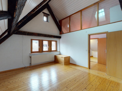 Einseitig angebautes Einfamilienhaus mit Einliegerwohnung image 5