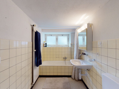 Einseitig angebautes Einfamilienhaus mit Einliegerwohnung image 10