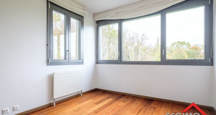 À louer attique duplex « Les lofts de Drize »  image 6