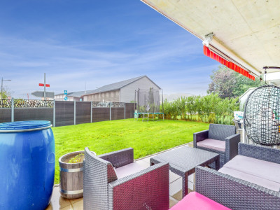 Magnifique appartement de 4,5 pcs avec grand jardin au calme à Servion image 5