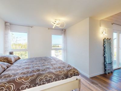 Moderne 5.5-Zimmer-Duplex-Wohnung image 8