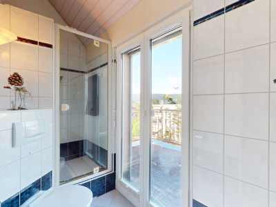 Moderne 5.5-Zimmer-Duplex-Wohnung image 9