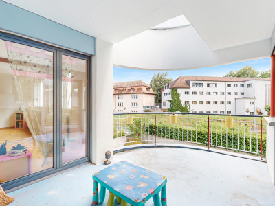 A saisir : Proche de toutes commodités avec vue sur la Thielle ! image 4