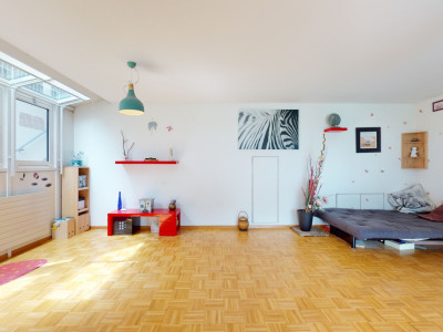 A saisir : Proche de toutes commodités avec vue sur la Thielle ! image 6