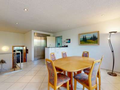 Einzigartiges Einfamilienhaus mit Aufzug und tollem Garten image 2