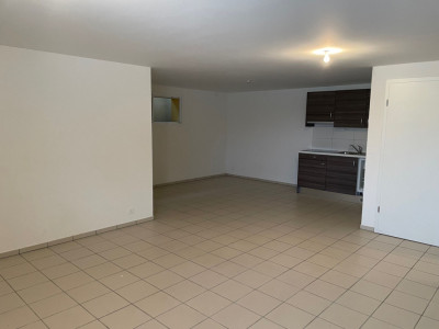 A vendre bureau de 45m² sur la commune de Rossens image 5