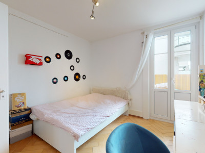 Appartement avec beaucoup de cachet à proximité de la gare de Peseux image 8