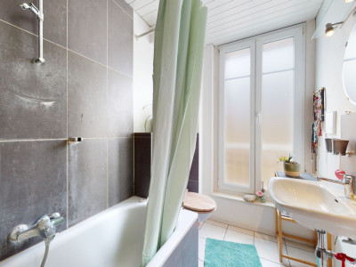 Appartement avec beaucoup de cachet à proximité de la gare de Peseux image 9