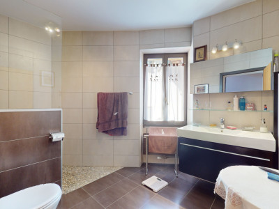 Vétroz : Magnifique maison vigneronne de 4.5P dans le Valais central image 10